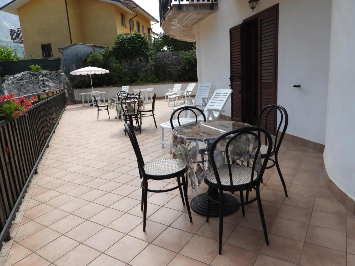 B&B La Tana Dell'Orso Villalago Luaran gambar