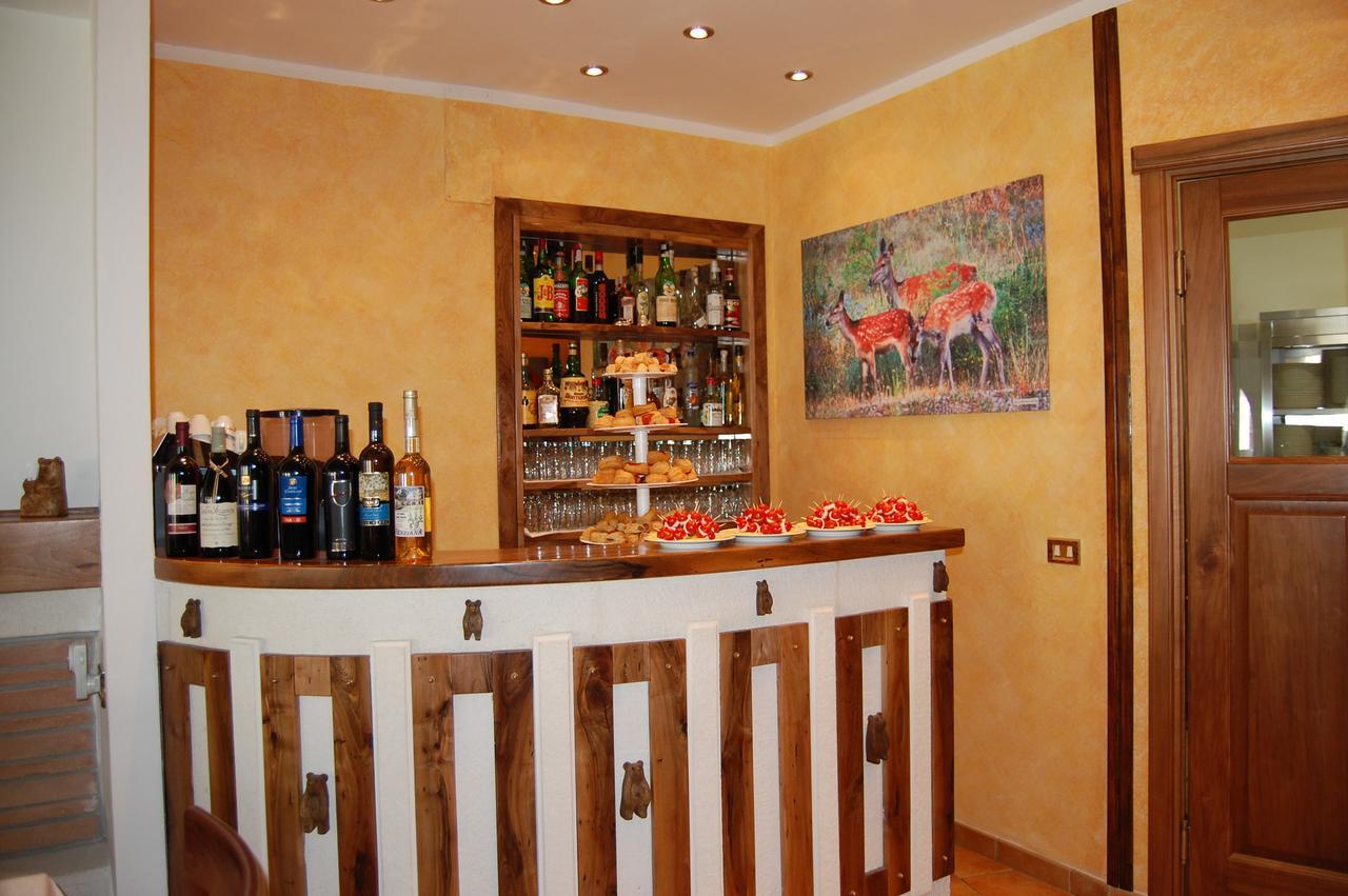 B&B La Tana Dell'Orso Villalago Luaran gambar